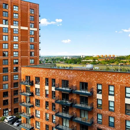 Apartment Luxury 2 Bedroom - Juliet Balcony - Fast Wifi - Netflix 706sw *